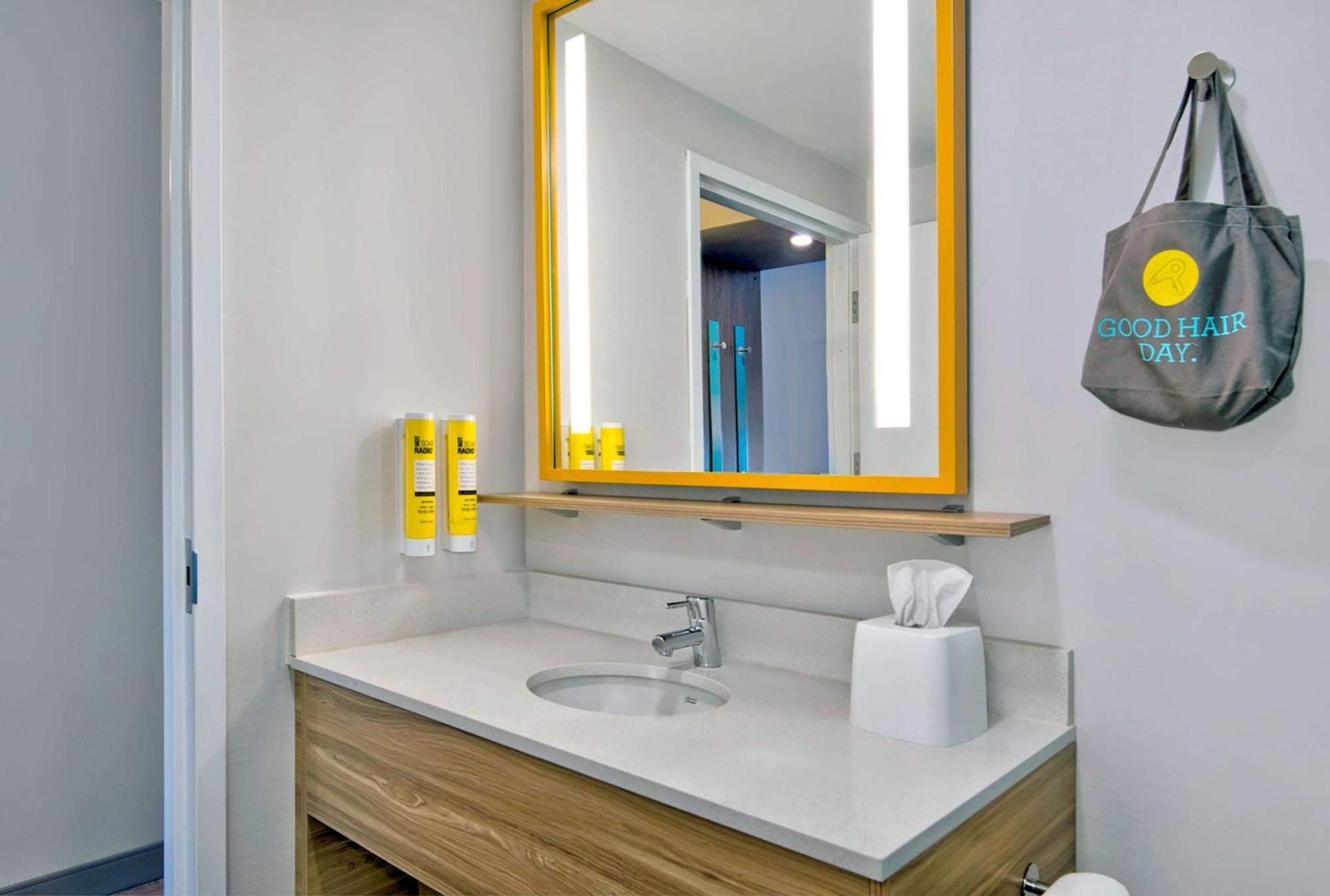 Hotel Tru By Hilton Ashburn One Loudoun, Va Esterno foto